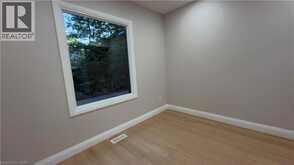 18 MIEHM Place | Kitchener Ontario | Slide Image Eleven