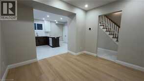 18 MIEHM Place | Kitchener Ontario | Slide Image Nine