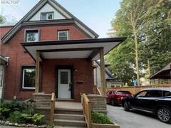 18 MIEHM Place Kitchener Ontario, N2H 2K9