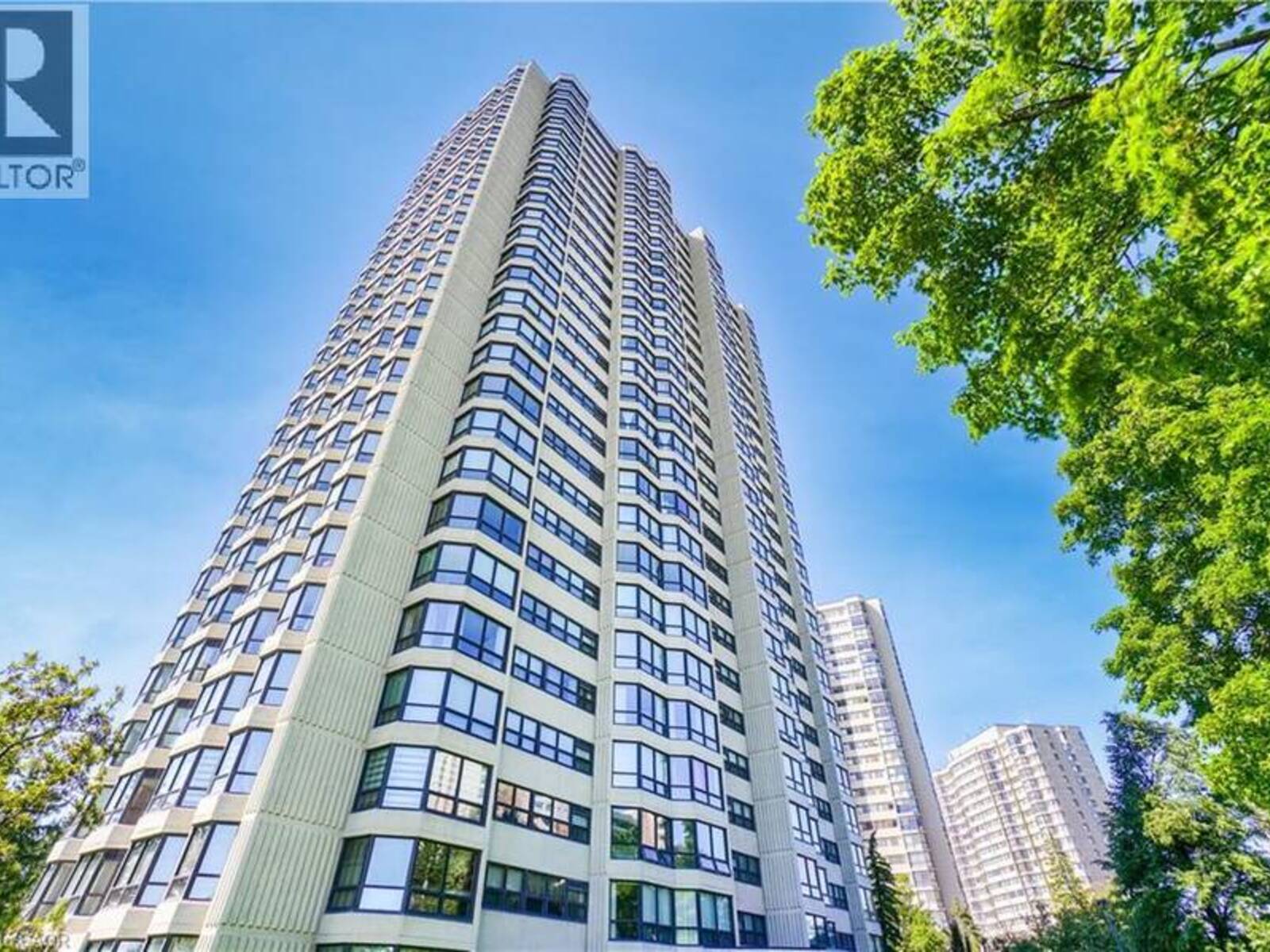 8 LISA Street Unit# 307, Brampton, Ontario L6T 4S6