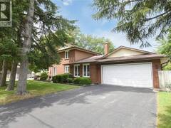 24 SHAW Street Caledonia Ontario, N3W 1K2