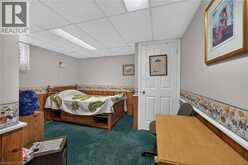 511 FIDDLER'S GREEN Road | Ancaster Ontario | Slide Image Thirty-three