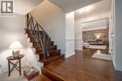 280 PENN Drive | Burlington Ontario | Slide Image Nine