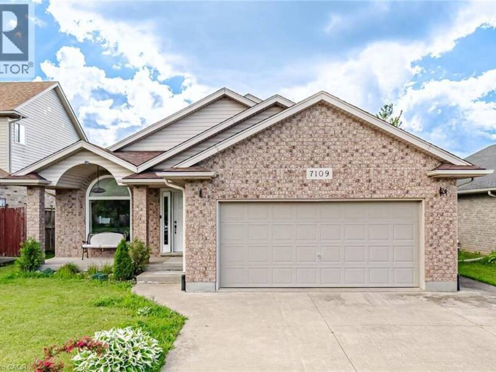 7109 PARKSIDE Road, Niagara Falls, Ontario L2H 3L6