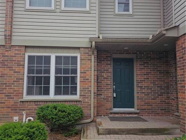 250 KEATS Way Unit# 6 Waterloo Ontario, N2L 6J5 - 4 Bedrooms Condo For Sale