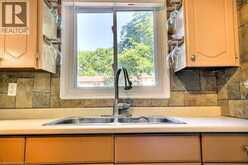 541 PARKVIEW Crescent | Cambridge Ontario | Slide Image Nine