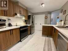 227 SILVERBIRCH Boulevard | Hamilton Ontario | Slide Image Twenty