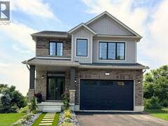 546 BENNINGER Drive Kitchener Ontario, N2E 0E9