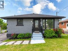 69 CLARKE Street N Woodstock Ontario, N4S 7M4