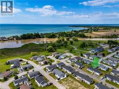 11 HICKORY HOLLOW Nanticoke Ontario, N0A 1P0