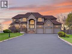 803 RIDGE Road Hamilton Ontario, L8J 2Y3