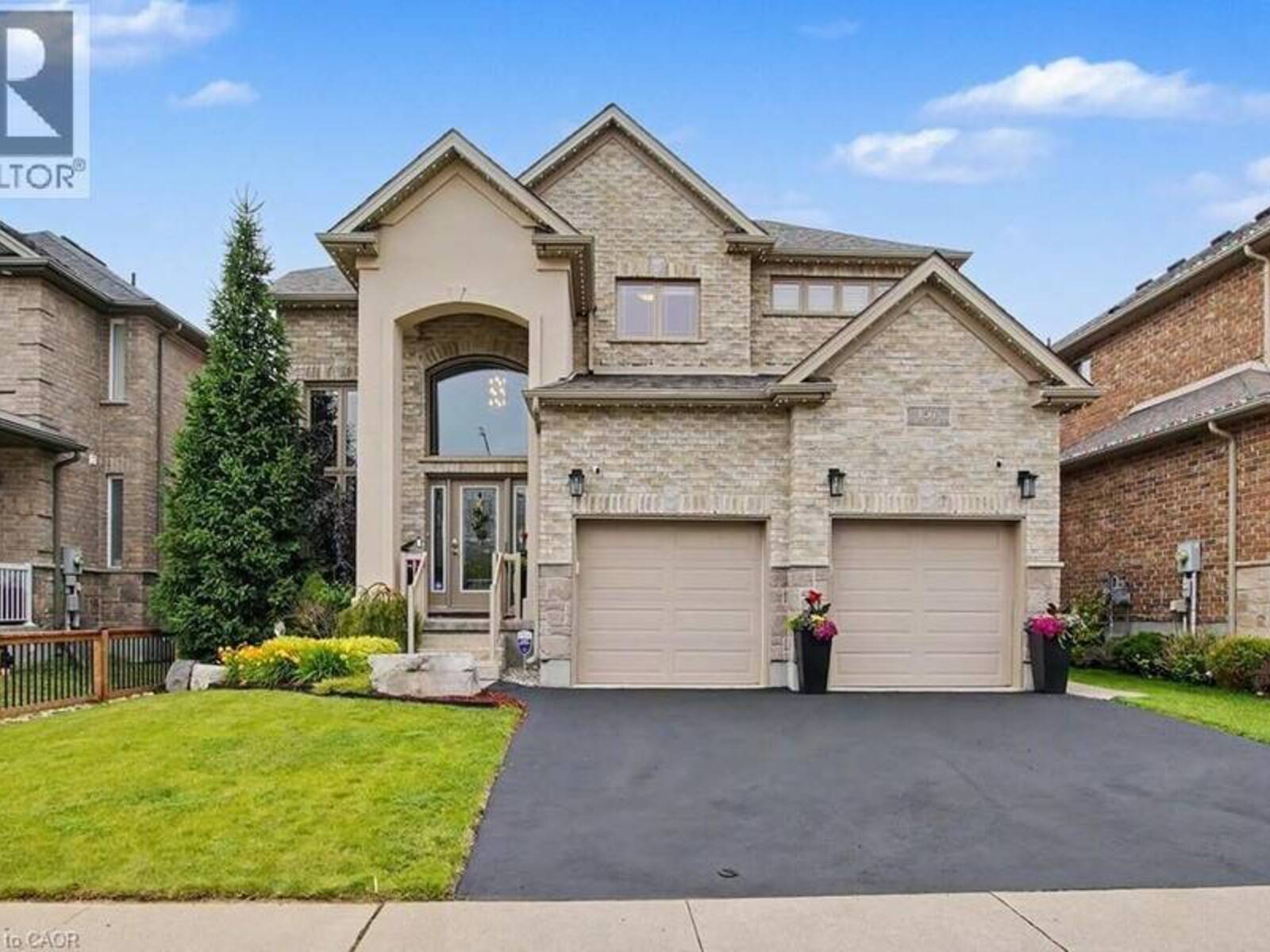 157 GREEN GATE Boulevard, Cambridge, Ontario N1T 0C5
