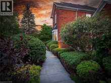 15 TRILLIUM Terrace | Halton Hills Ontario | Slide Image Four