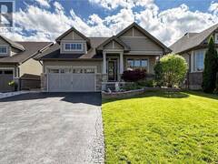 18 GATEWAY Avenue Smithville Ontario, L0R 2A0