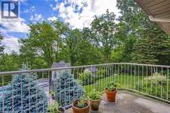 22 BURT Court | Hamilton Ontario | Slide Image Sixteen