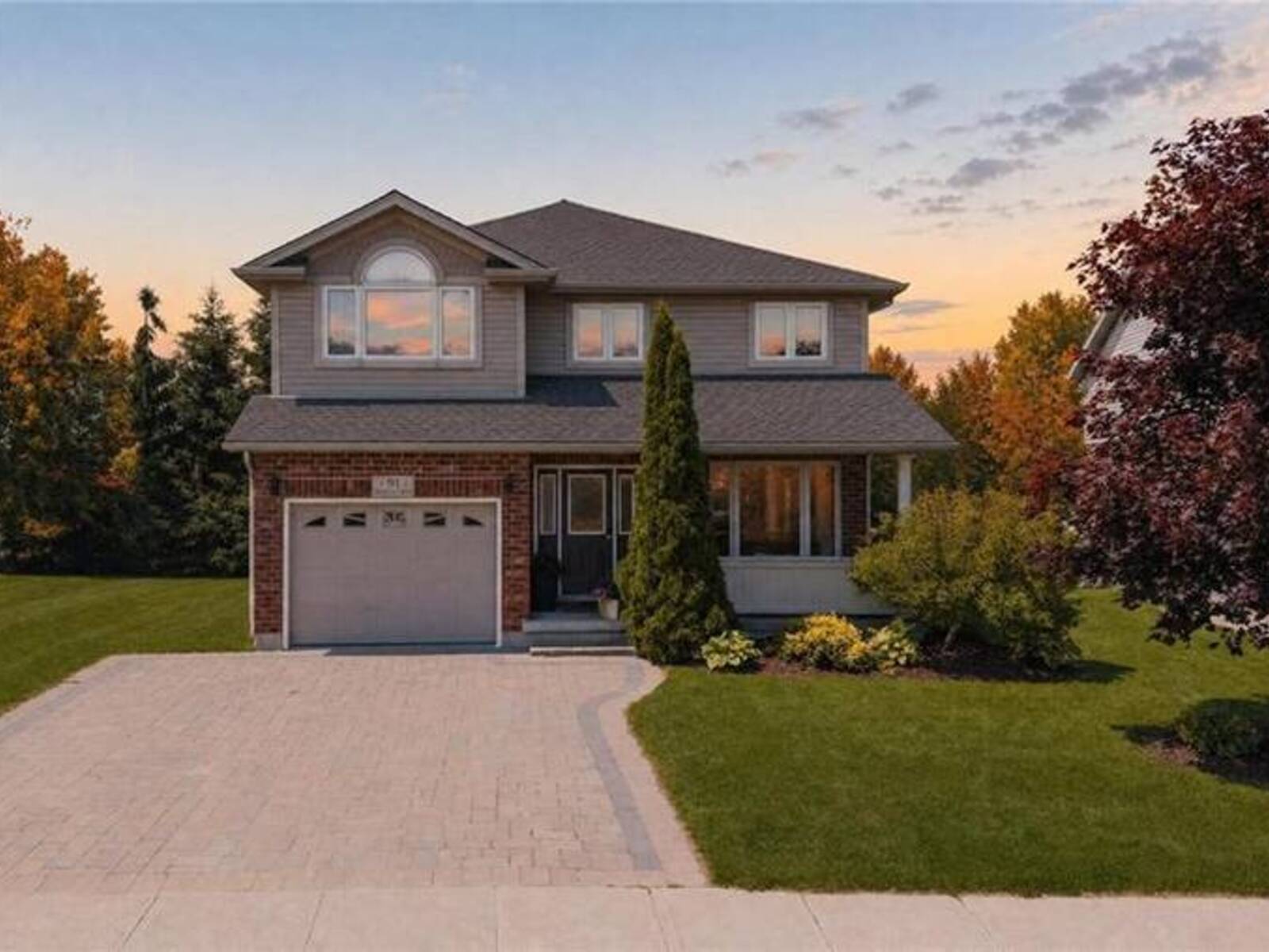 91 ANDREWS Drive, Mapleton, Ontario N0G 1P0