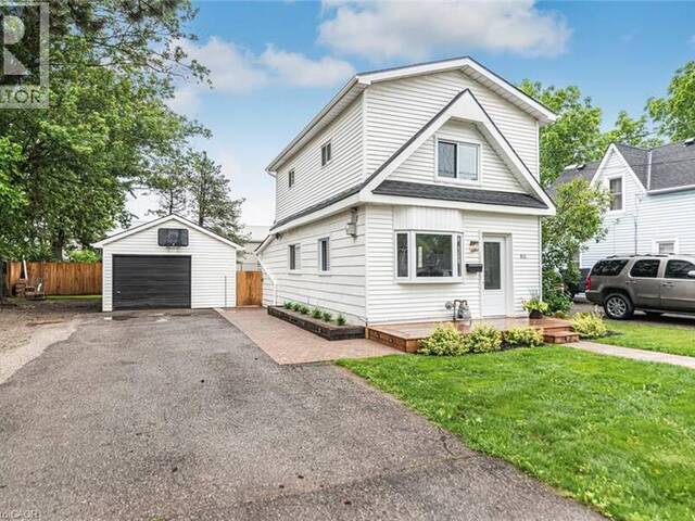 811 TAMARAC Street Dunnville Ontario, N1A 2E5 - 2 Bedrooms Home For Sale