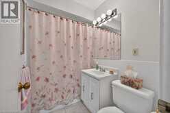 476 EAST 37TH Street | Hamilton Ontario | Slide Image Twenty-two