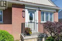 476 EAST 37TH Street | Hamilton Ontario | Slide Image Four