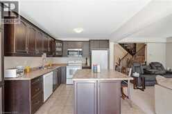 240 EMICK Drive | Hamilton Ontario | Slide Image Twelve