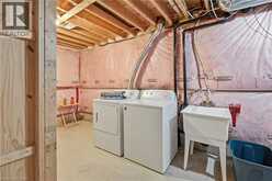 240 EMICK Drive | Hamilton Ontario | Slide Image Thirty