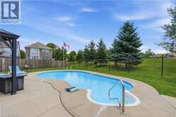 240 EMICK Drive | Hamilton Ontario | Slide Image Thirty-three