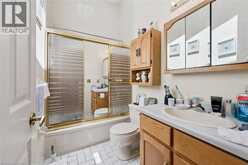 176 SANDFORD FLEMING Drive | Waterloo Ontario | Slide Image Thirteen