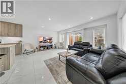 13 PONY Way | Kitchener Ontario | Slide Image Ten