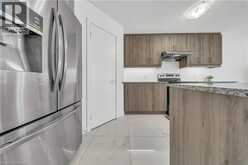 13 PONY Way | Kitchener Ontario | Slide Image Thirteen