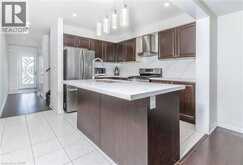 32 HEDGES Crescent | Hamilton Ontario | Slide Image Ten