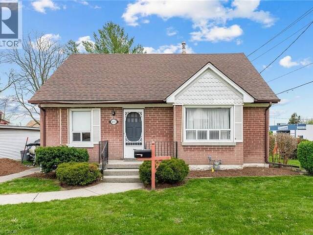 497 VICTORIA Street S Kitchener Ontario, N2M 3A6 - 4 Bedrooms Home For Sale