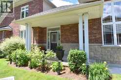 27 LANDSCAPES Trail | Ancaster Ontario | Slide Image Five
