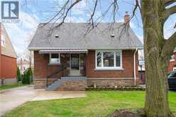 149 EAST 34TH Street | Hamilton Ontario | Slide Image Two