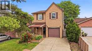 3 TWINOAKS Crescent | Hamilton Ontario | Slide Image One