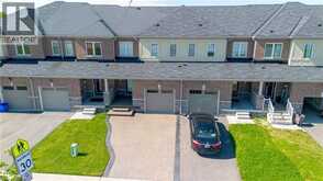 419 PUMPKIN Pass | Binbrook Ontario | Slide Image Thirty-six