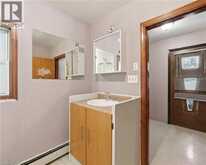 8404 CHIPPEWA Road | Hamilton Ontario | Slide Image Thirty