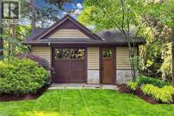 344 MOUNTAIN BROW Road | Waterdown Ontario | Slide Image Four