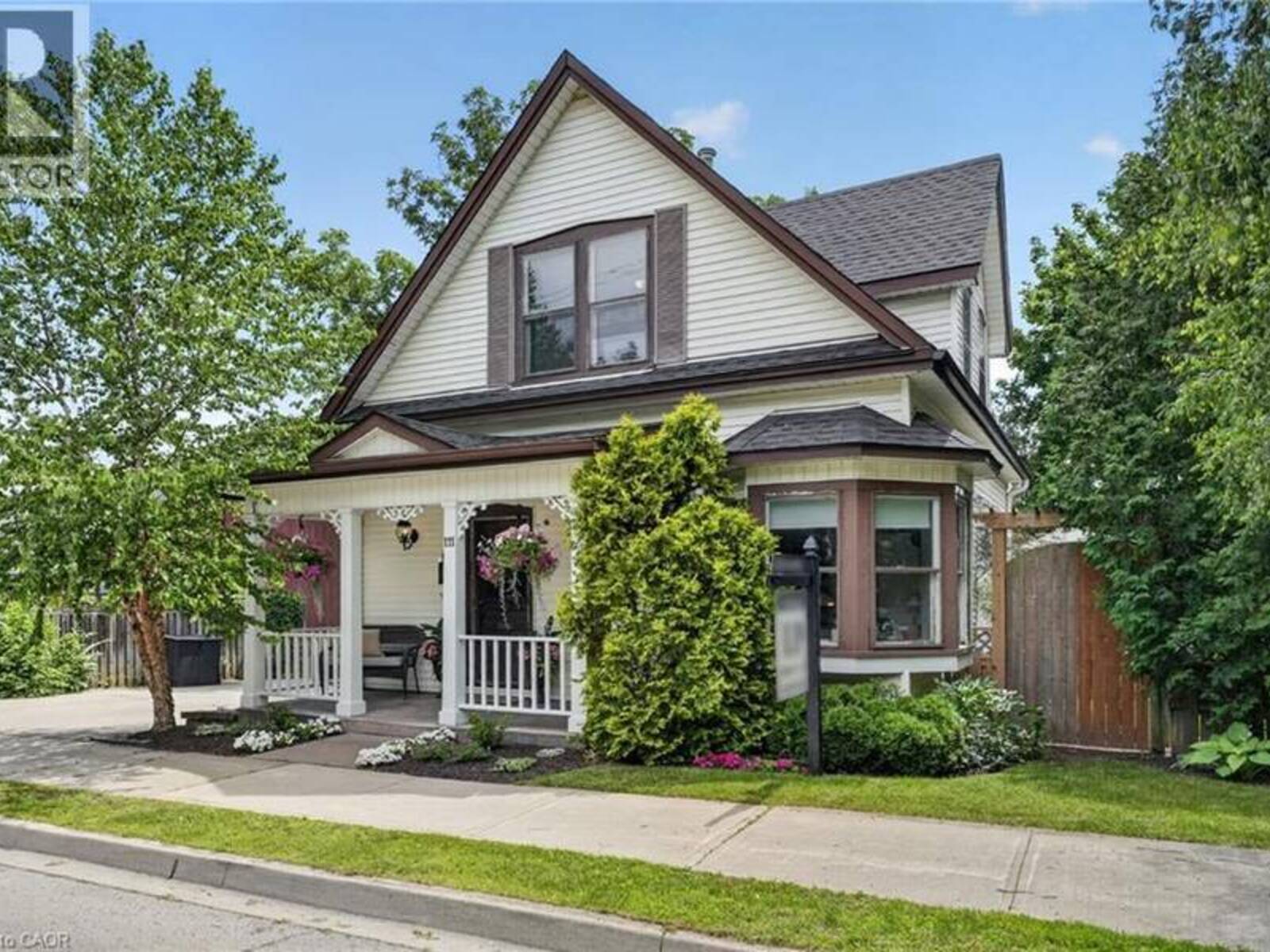 111 MAIN Street W, Grimsby, Ontario L3M 1R5