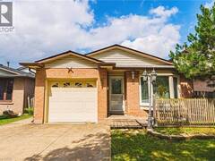 11 DRAKES Drive Hamilton Ontario, L8E 4G4