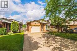 11 DRAKES Drive | Hamilton Ontario | Slide Image Two