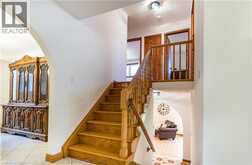 102 MARKSON Crescent | Hamilton Ontario | Slide Image Eight