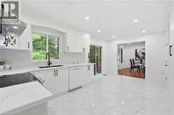 292 THORNCREST Drive | Waterloo Ontario | Slide Image Eighteen