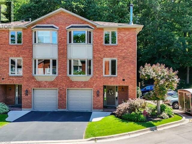 30 OSLER Drive Unit# 25 Dundas Ontario, L9H 6W3 - 3 Bedrooms Condo For Sale