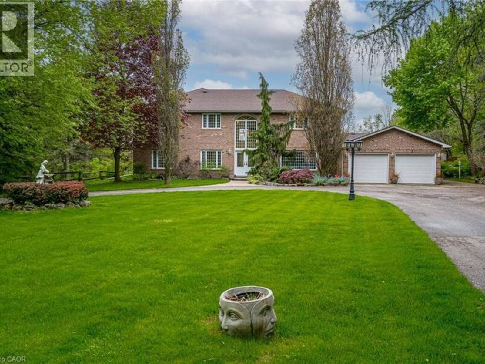57 KENNEDY Road, Caledon, Ontario L7C 2M7