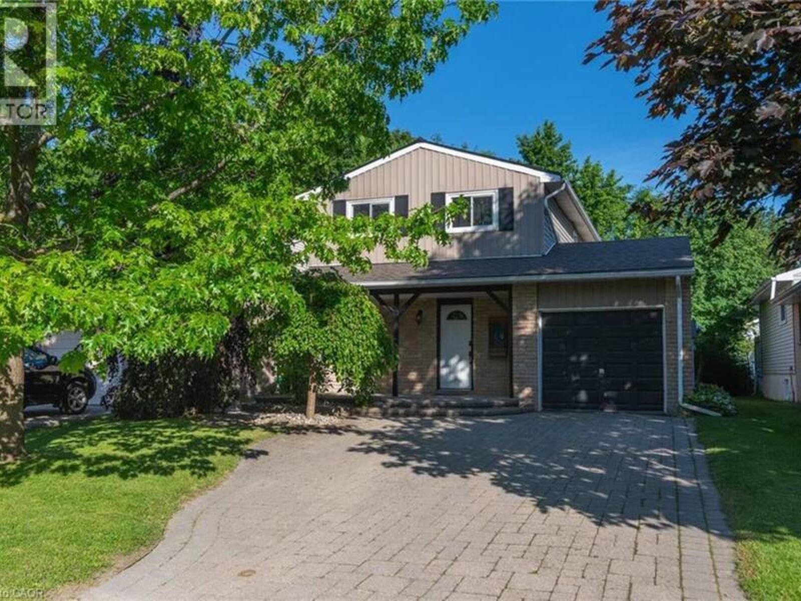 162 PARKSIDE Drive E, Fergus, Ontario N1M 3E8