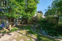 162 PARKSIDE Drive E | Fergus Ontario | Slide Image Thirteen