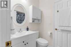 149 SILVERBIRCH Boulevard | Hamilton Ontario | Slide Image Seventeen