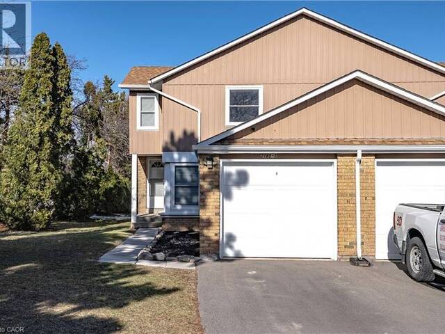 2185 FAIRCHILD Boulevard Unit# 1 Burlington Ontario, L7P 3P6 - 3 Bedrooms Condo For Sale