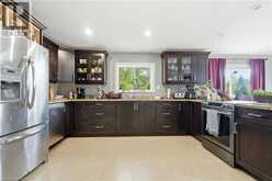 7186 GARNER Road | Niagara Falls Ontario | Slide Image Seven