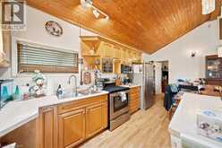13 WINGER Drive | Selkirk Ontario | Slide Image Nineteen